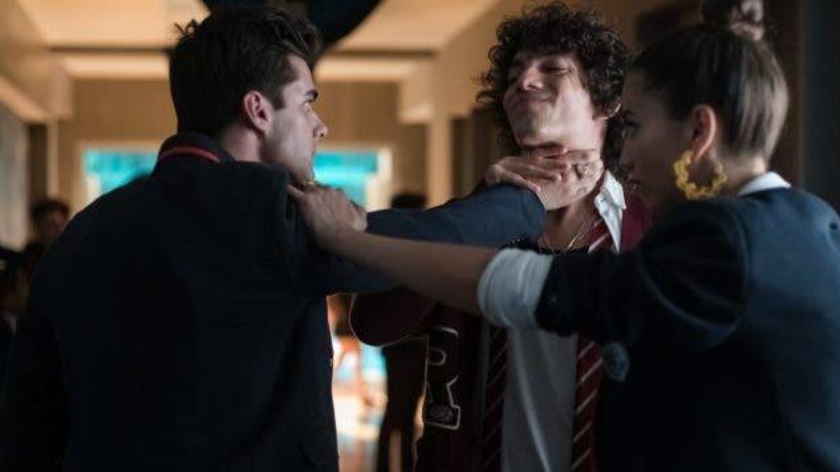 Cuando ‘Élite’ y ‘Glee’ estuvieron más cerca que nunca. Así fue el cameo de  uno de sus actores en la serie de Netflix