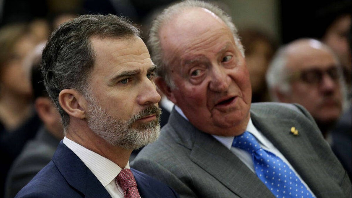Los gastos de su defensa correrán a cargo de Don Juan Carlos, íntegramente.