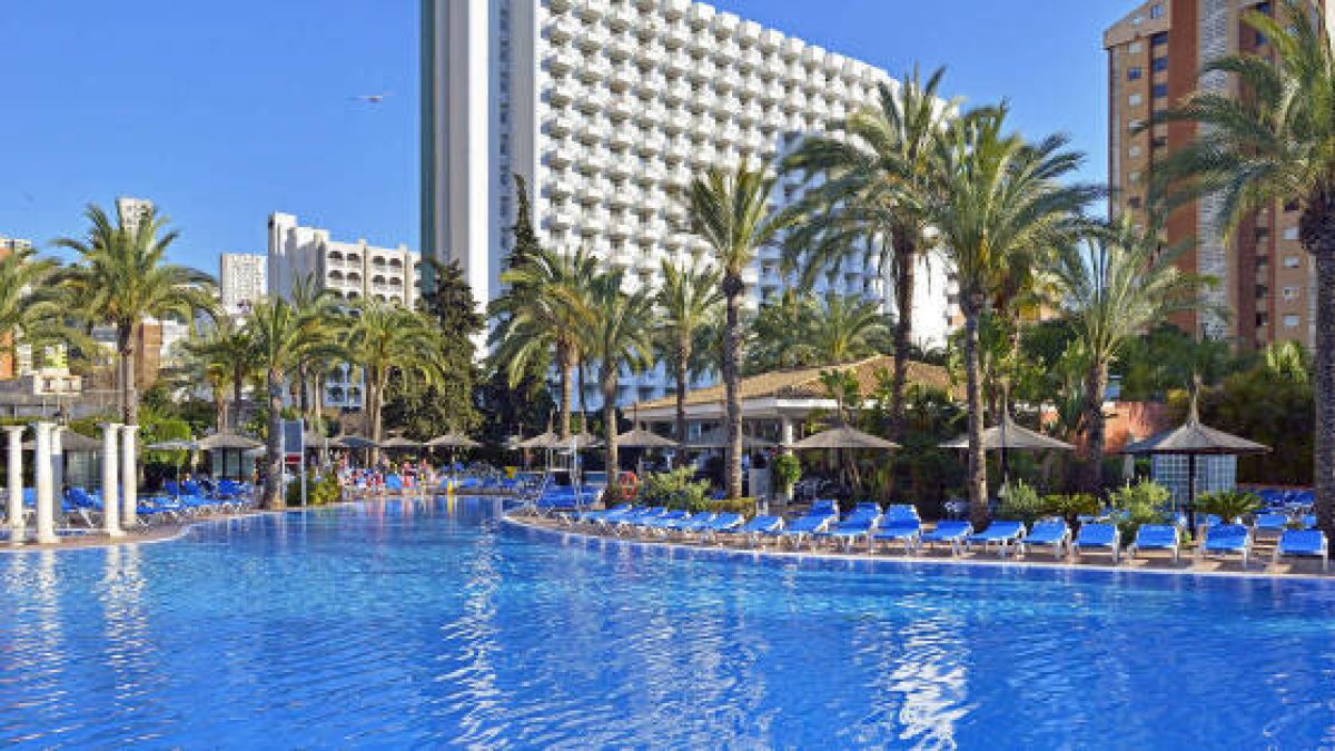 Benidorm solo abrirá el 10% de su planta hotelera desde el lunes