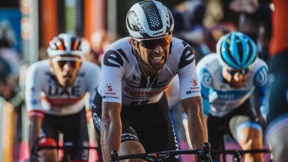 Michael Matthews, del Sunweb, ha abandonado el Giro de Italia por dar positivo en COVID-19.
