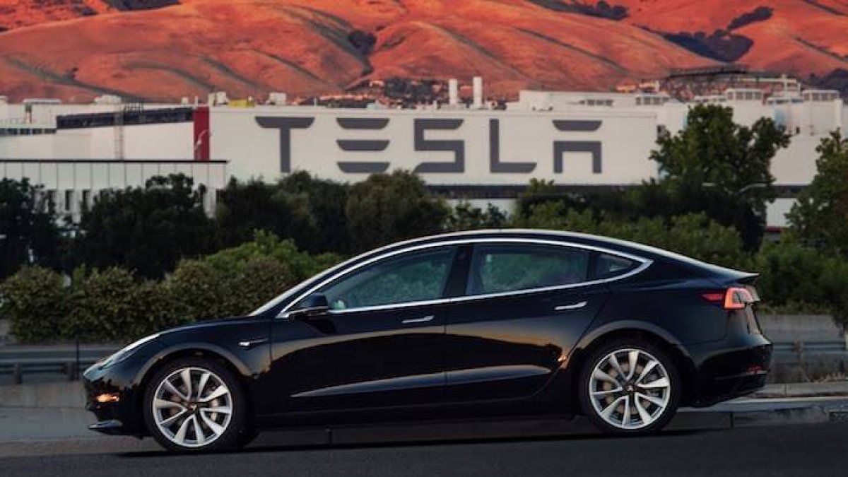 Tesla es la marca con peor calidad según los clientes americanos
