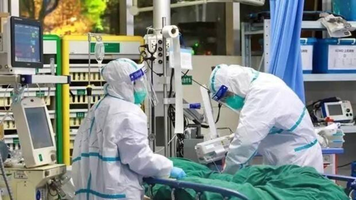 Coronavirus: 256 sanitarios en cuarentena y 73 contagiados en la Comunitat