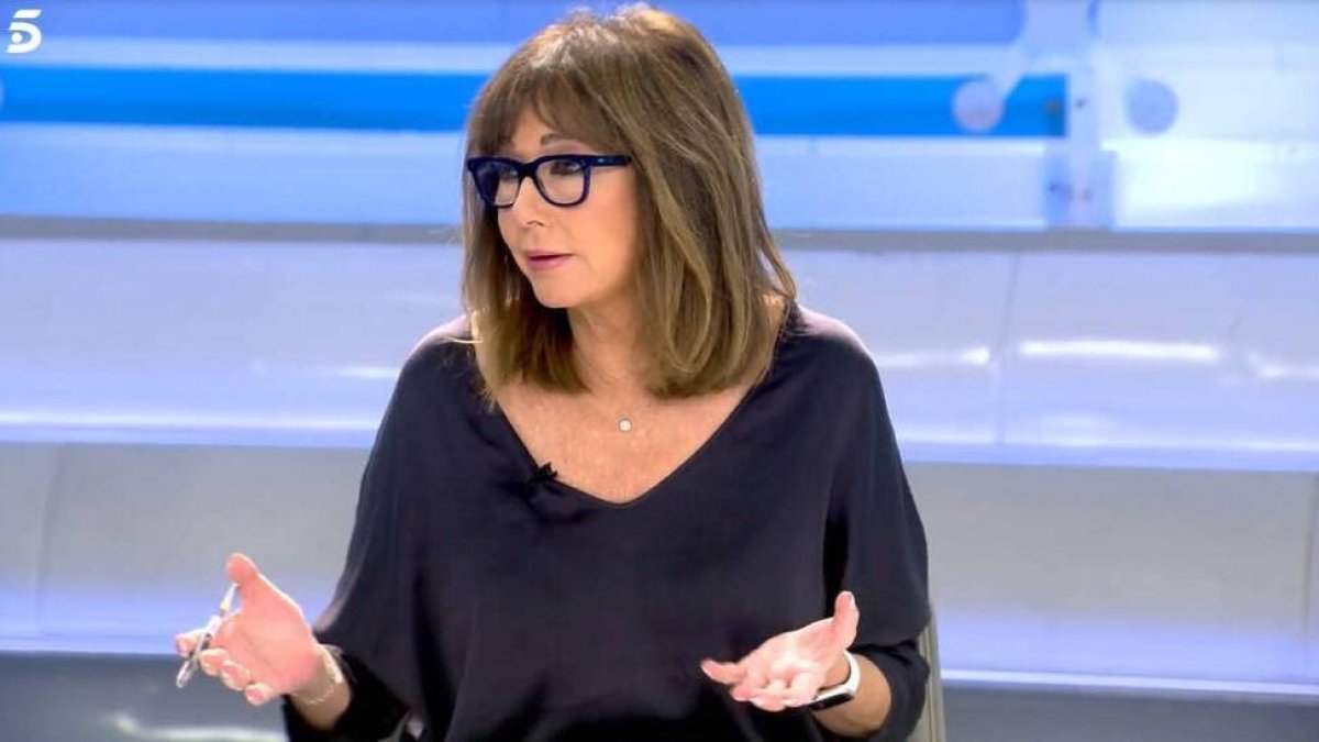 Ana Rosa Quintana presentando