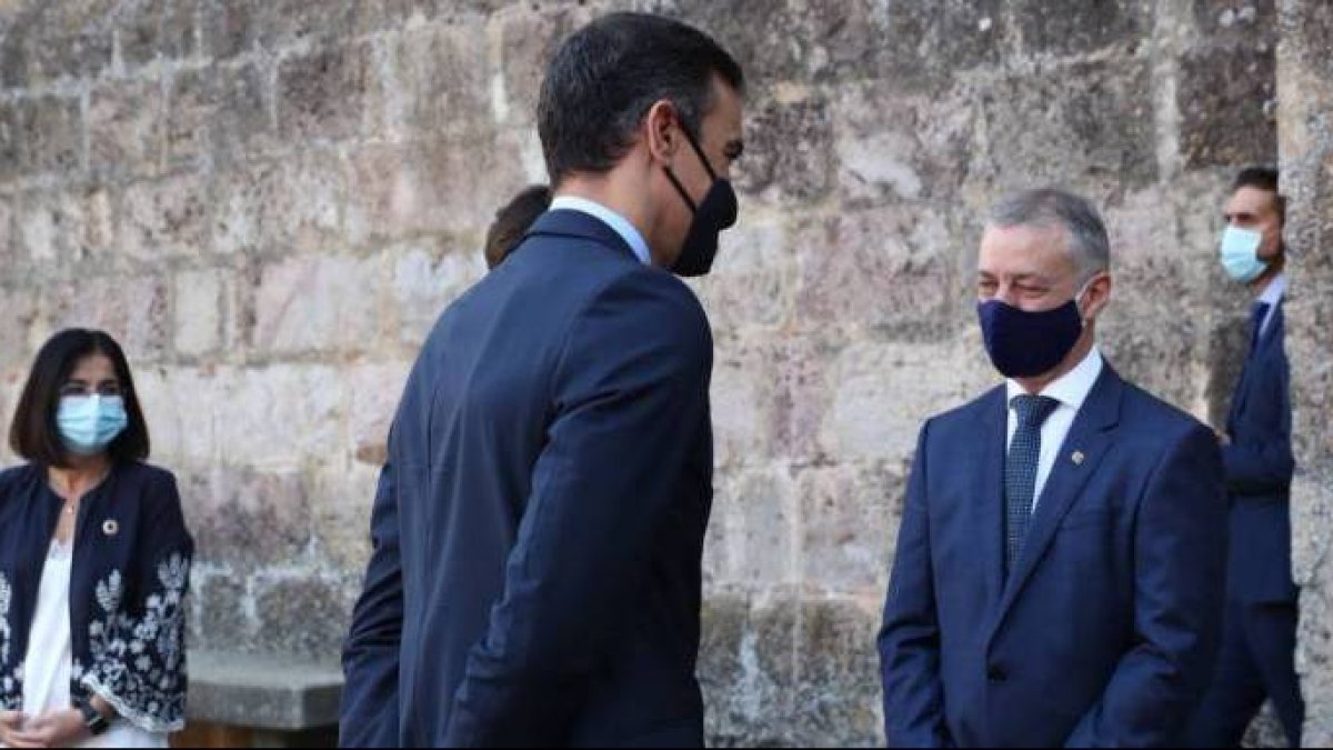 Sánchez y Urkullu, en la última cumbre autonómica presencial en San Millán.