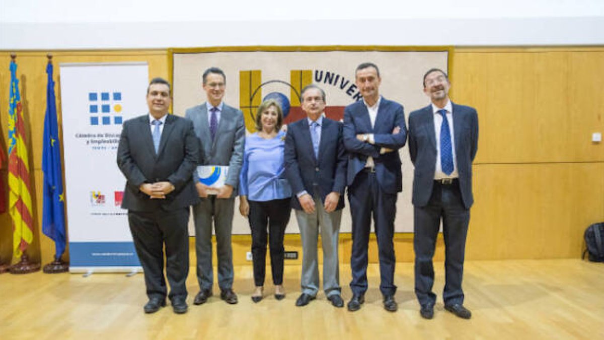 Un programa de la UMH aumenta al 33% el empleo de personas con discapacidad