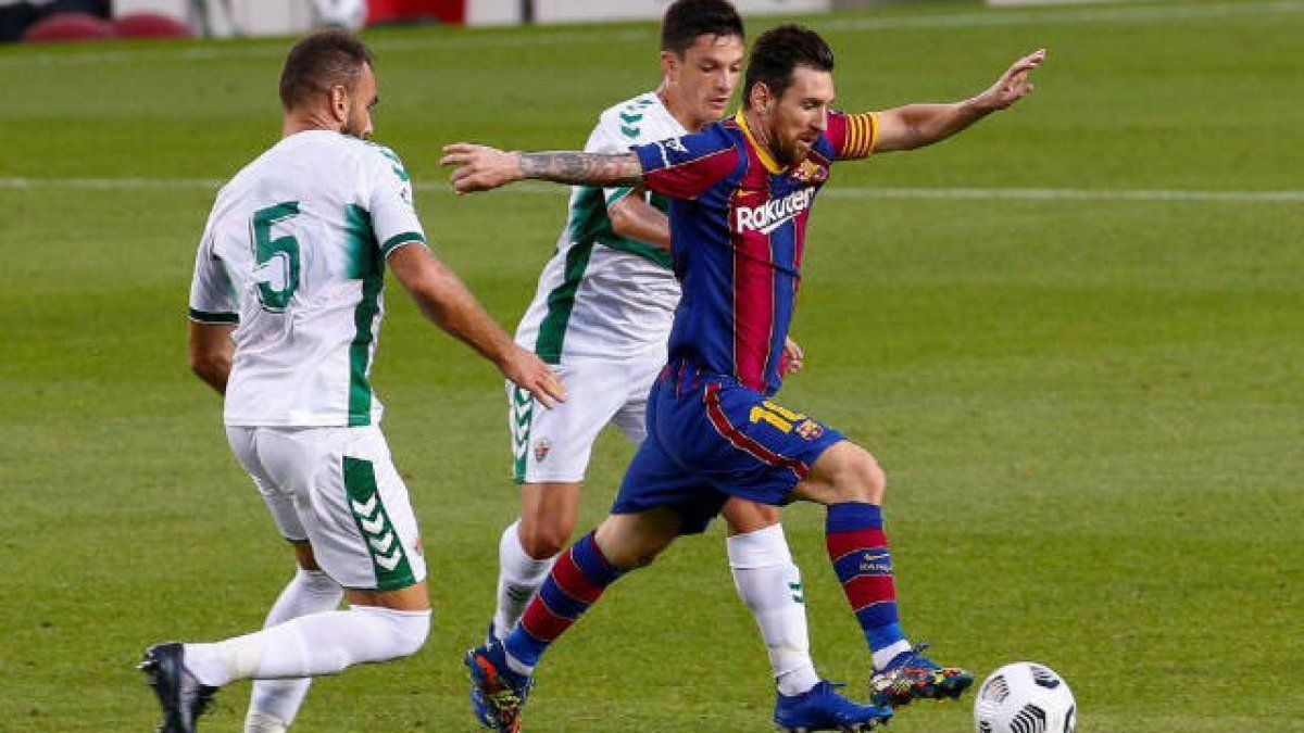 El Elche empieza a tomar forma en el Camp Nou