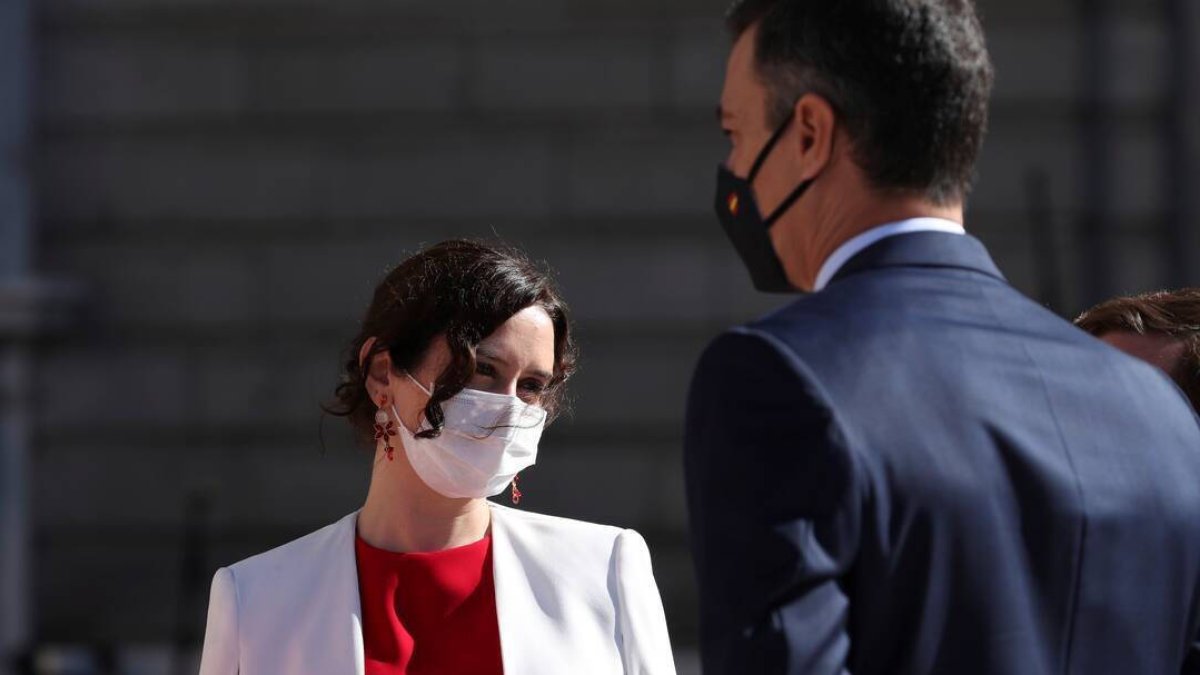 Ayuso y Sánchez en la Fiesta del 12-O