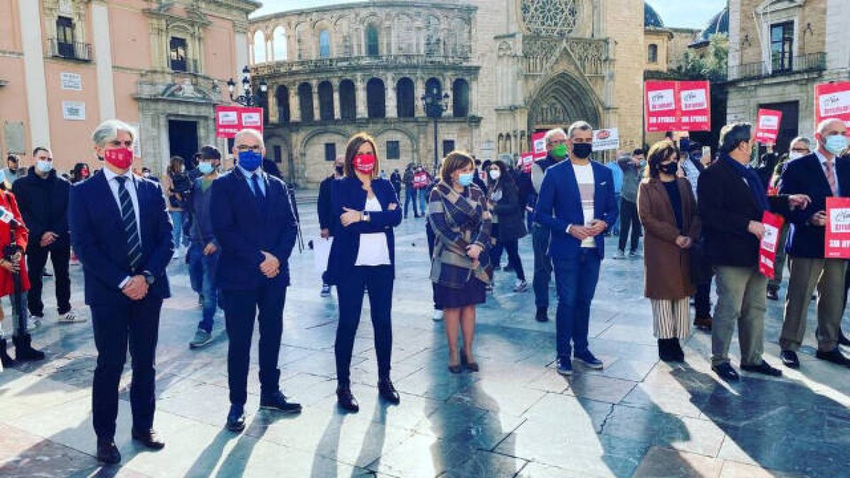 Concentración en apoyo de la hostelería