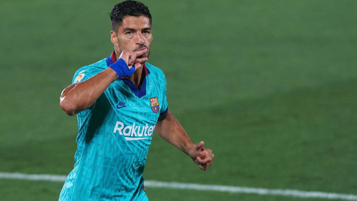 Luis Suárez, celebrando uno de sus últimos goles con la camiseta del Fútbol Club Barcelona.