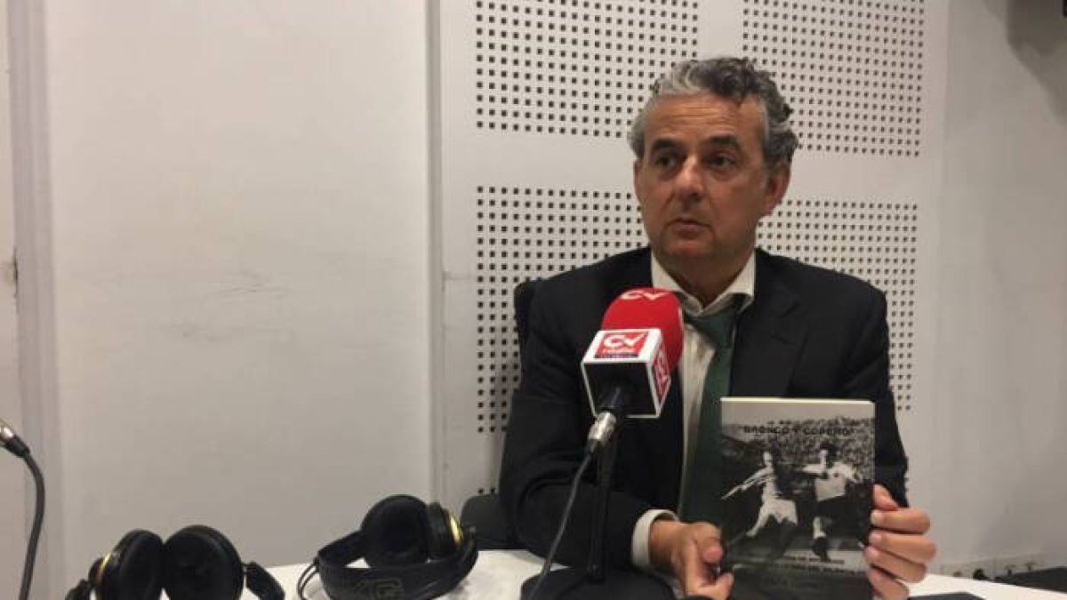 Paco Lloret, director de la emisora