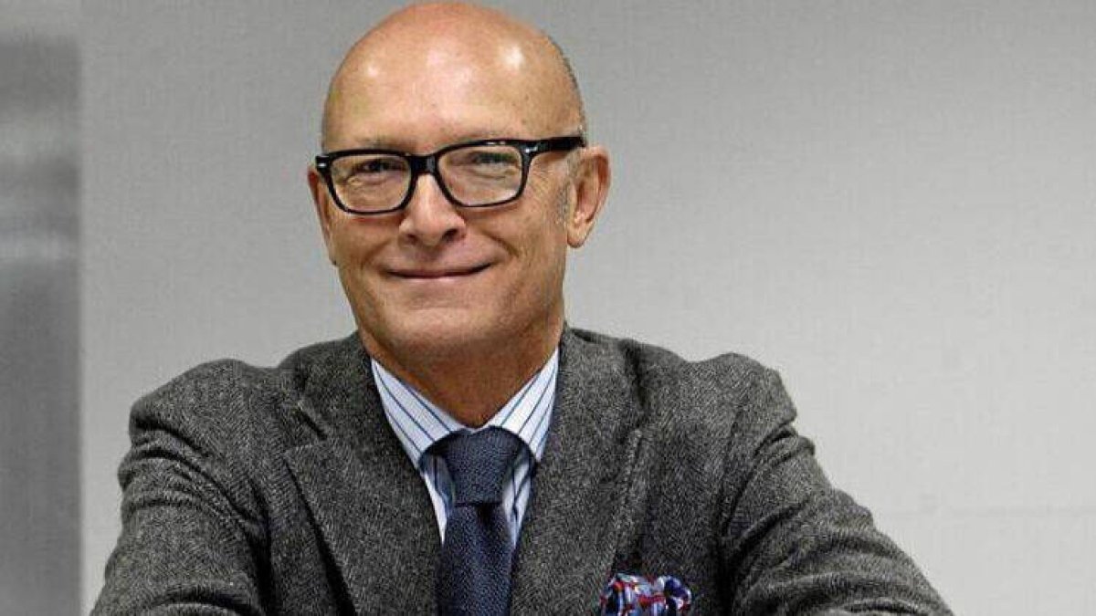 La muerte de Carlos García Calvo ha pillado por sorpresa a su entorno laboral.