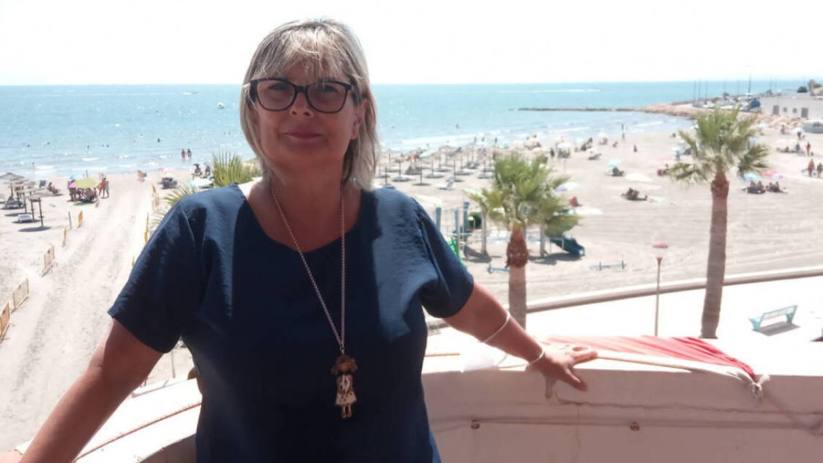 La Alcaldesa de Santa Pola ve bien 'confinamientos selectivos' y advierte que otro cierre general sería letal para la economía