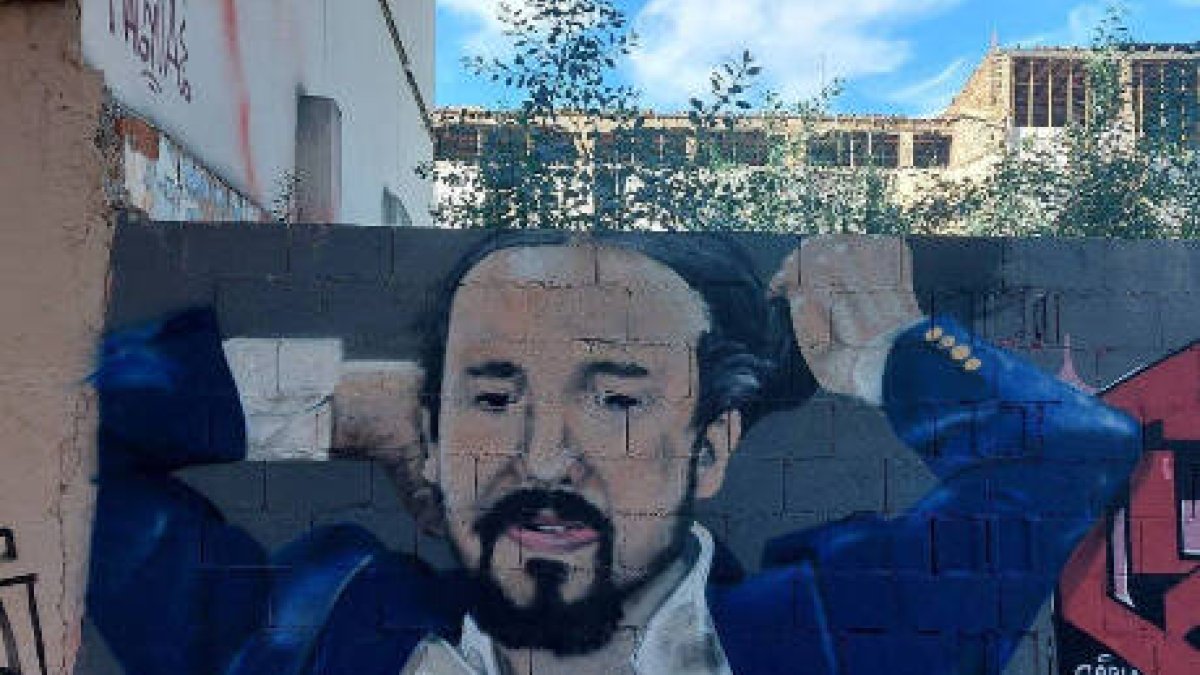 Grafiti de J.Warx sobre Pablo Iglesias