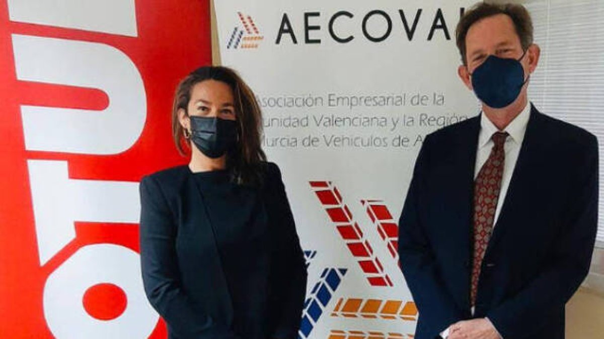 Momento de la firma del acuerdo