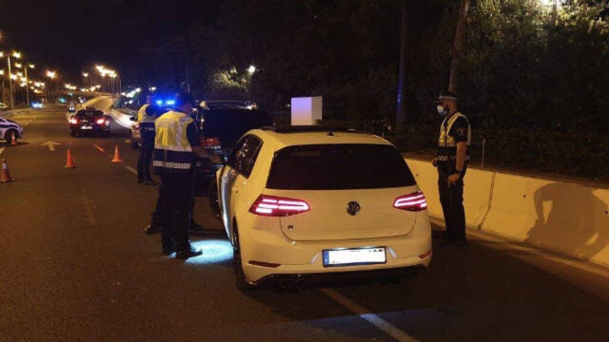 La Policía Local de Alicante instala dispositivos de vigilancia en puntos estratégicos de la ciudad