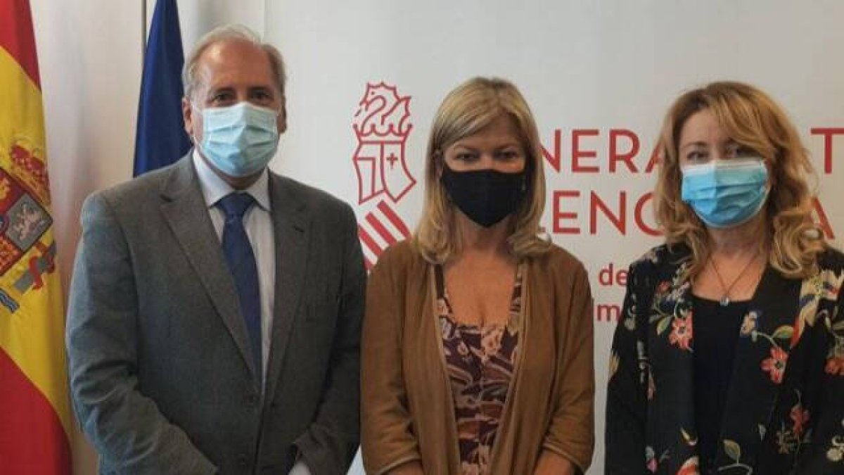 Bravo garantiza que el valenciano no será imprescindible para los médicos