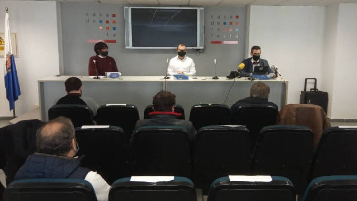 Los hosteleros instan a Ximo Puig a plantearles un plan de rescate urgente / FOTO: O. Avellán