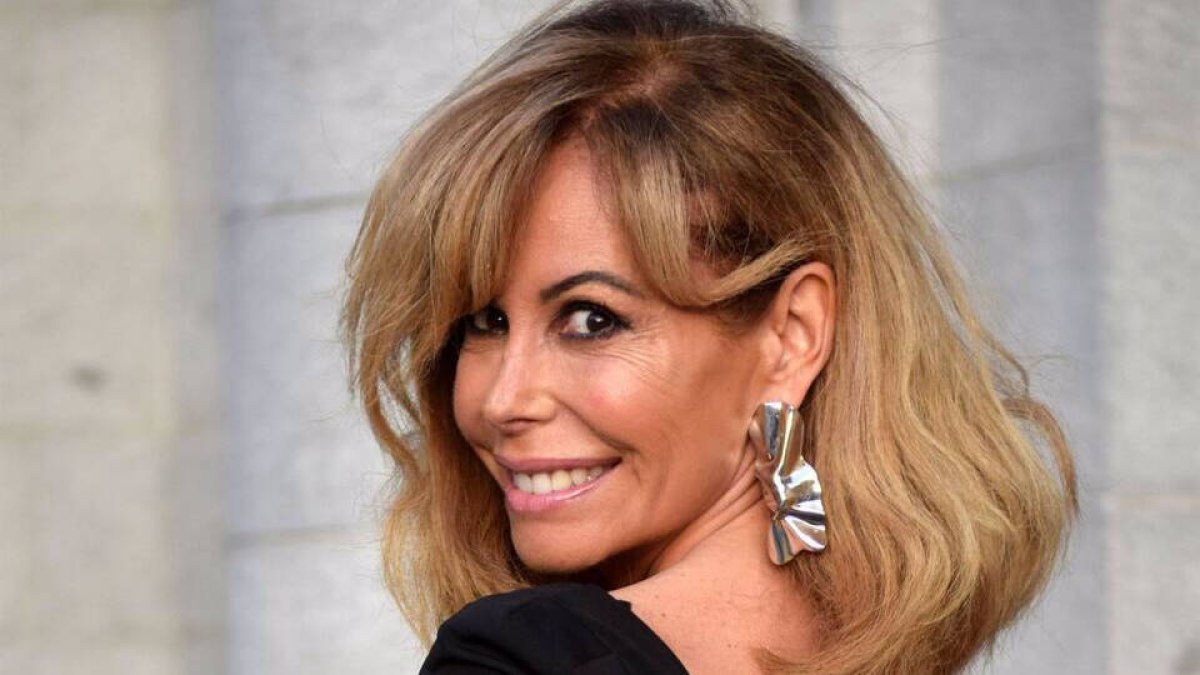 Lara Dibildos.