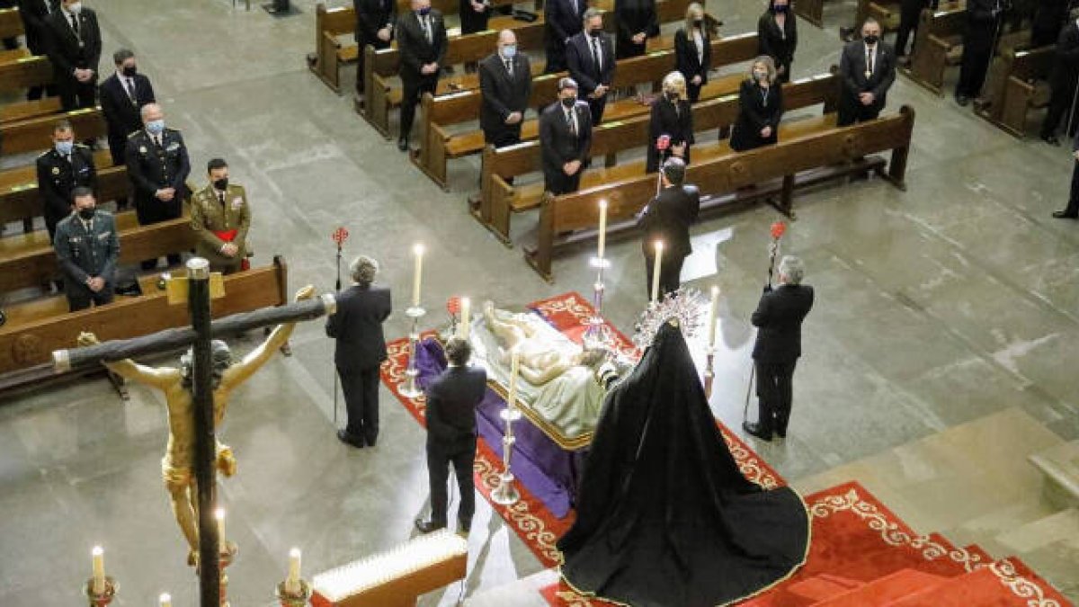 Acto Solemne del Viernes Santo en la Concatedral de San Nicolás de Alicante