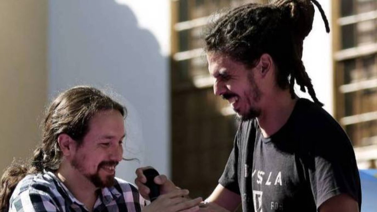 Pablo Iglesias y su secretario de Organización, Alberto Rodríguez, acorralado por el Supremo.