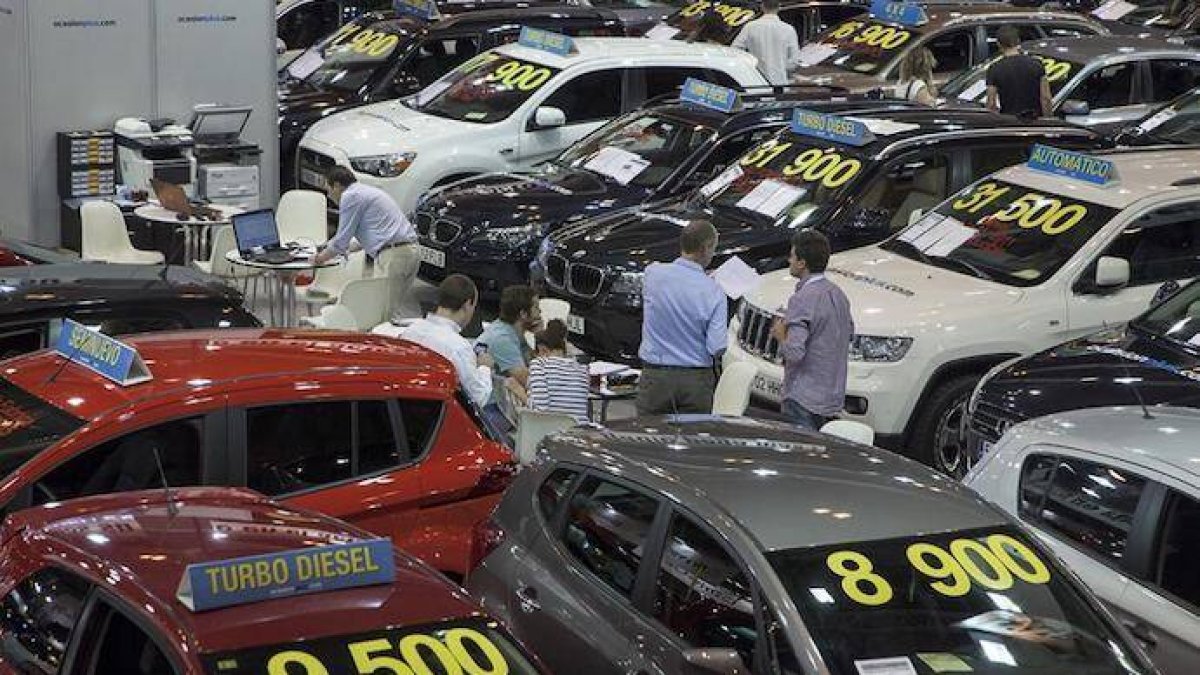 La venta de coches usados doblega como nunca a la de nuevos