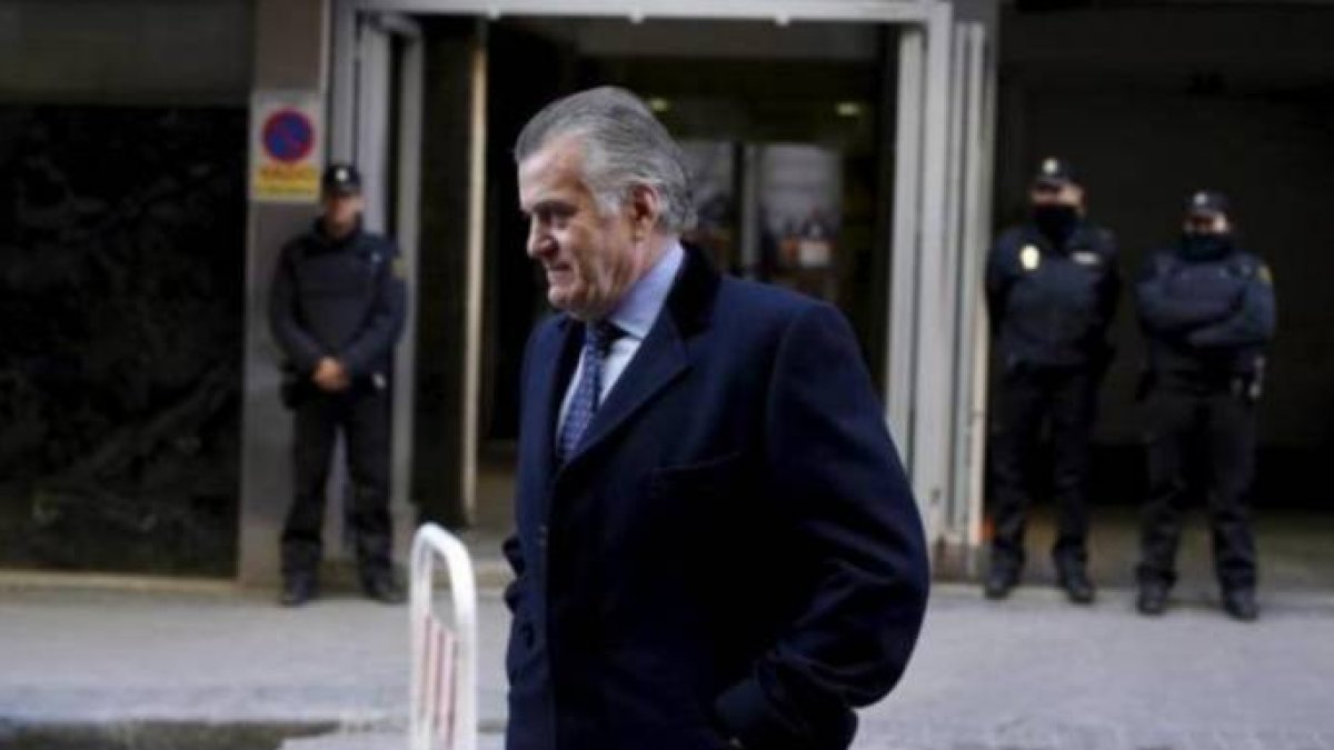 El caso Kitchen y las cloacas de Villarejo reaparecen de nuevo.