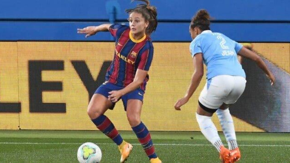 ‘Campeonas’: Rakuten TV reivindica el papel de las mujeres en el universo futbolístico