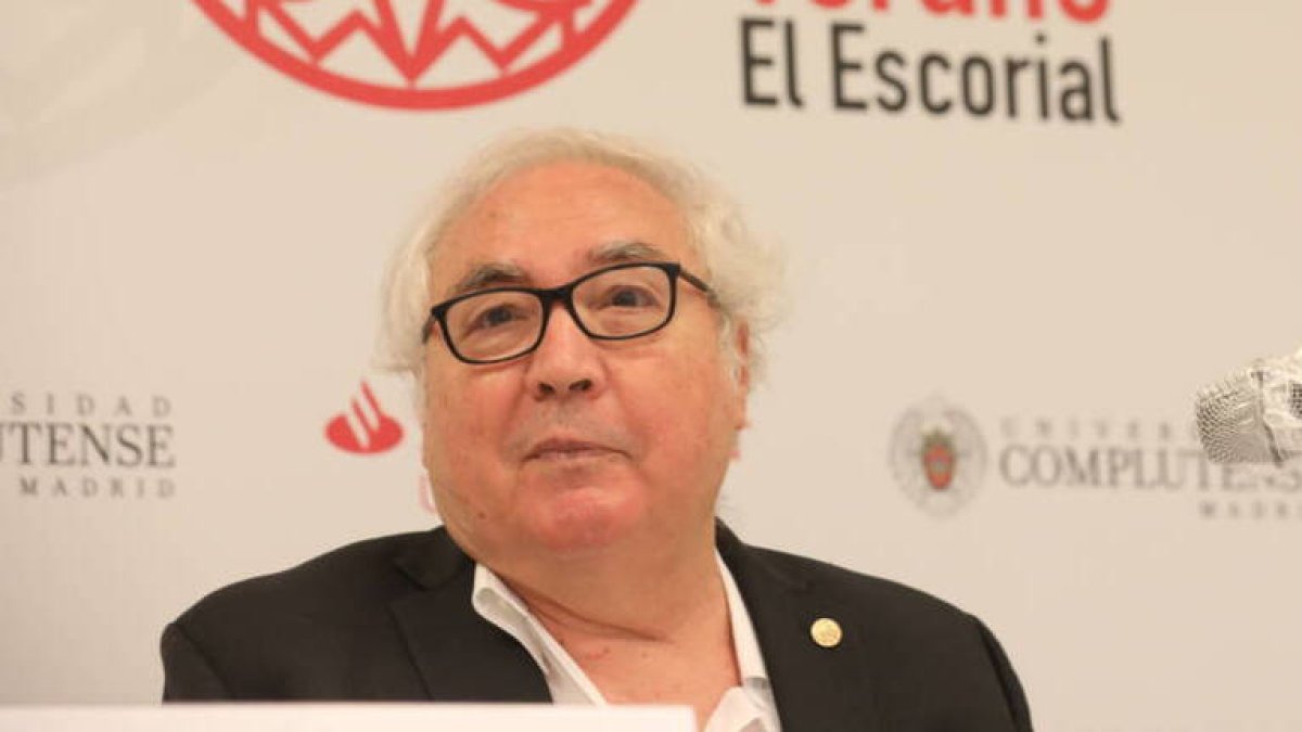 El ministro de Universidades, Manuel Castells, en una imagen de archivo