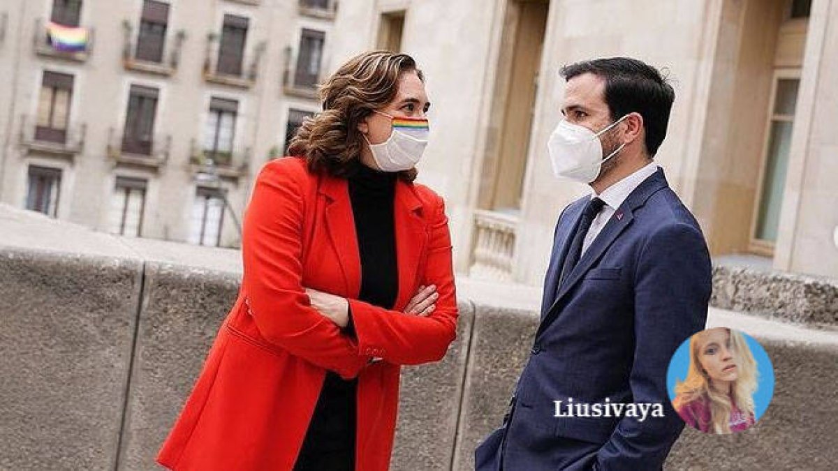 Garzón con una mascarilla de las que dice dudar.