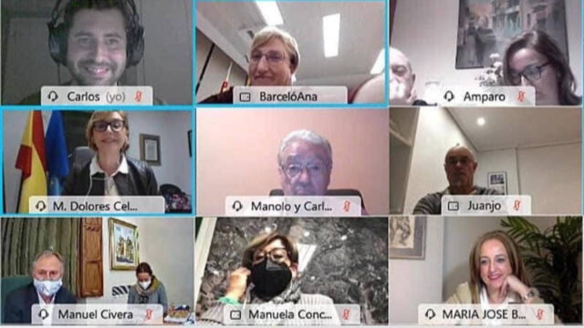 Reunión de Ana Barceló con alcaldes de Camp de Túria del PSOE