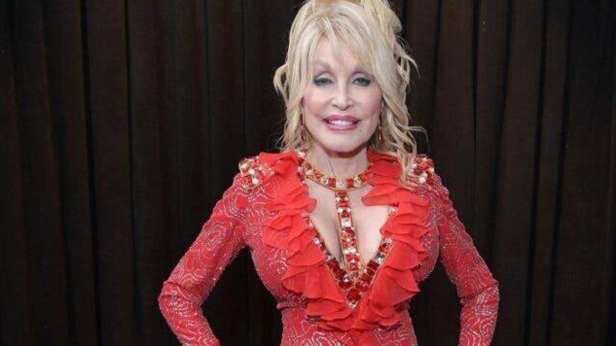 Dolly Parton será la protagonista de la Navidad de Netflix de este año