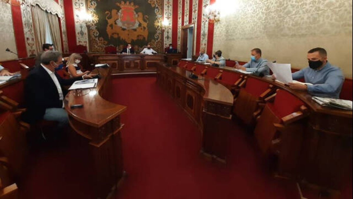 A la constitución de la Comisión del Plan Zona Norte no han acudido ni PSOE ni Vox