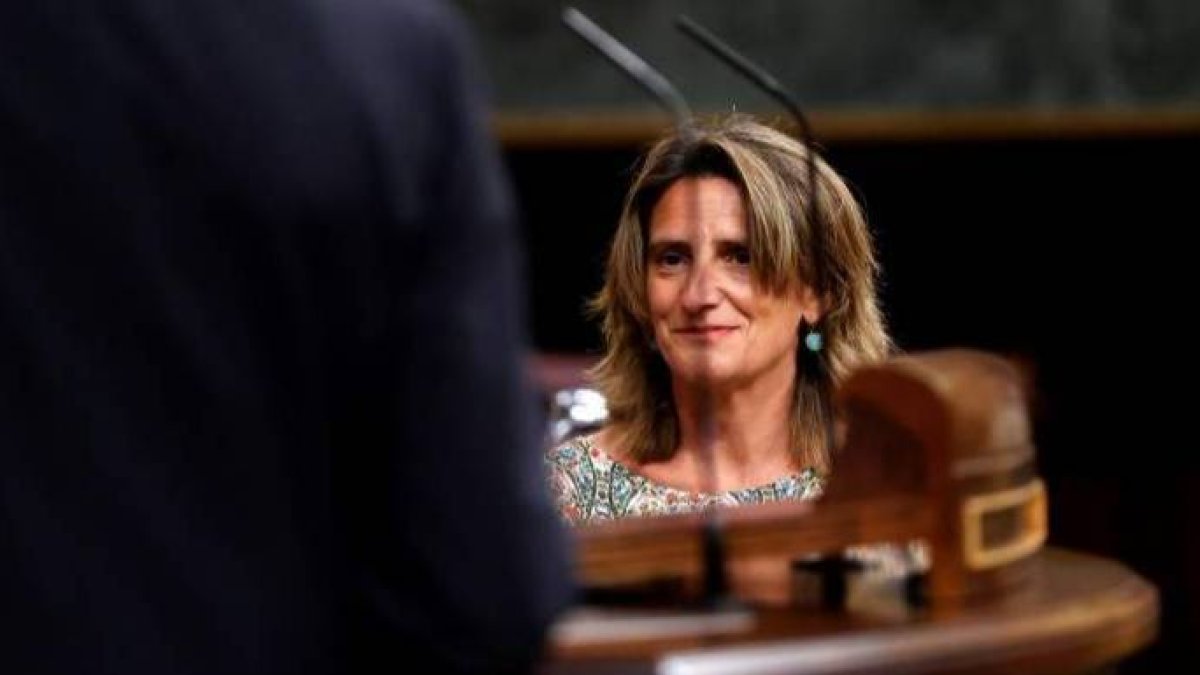 La vicepresidenta cuarta, Teresa Ribera.