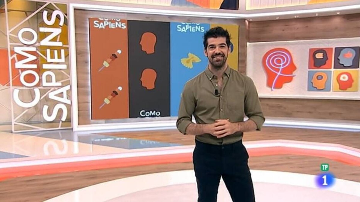 Miguel Ángel Muñoz presentando
