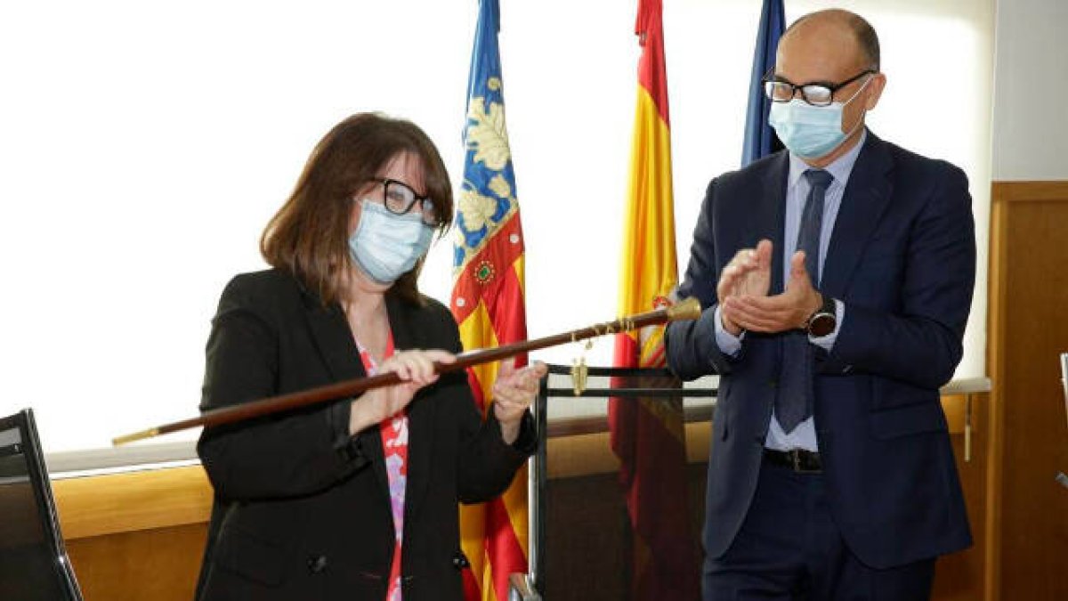 Amparo Navarro toma posesión como rectora de la Universidad de Alicante / FOTO: Universidad de Alicante