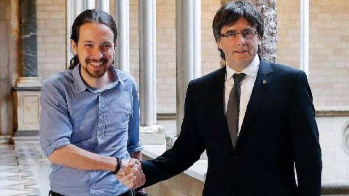 Pablo Iglesias, de nuevo avalista de Puigdemont.