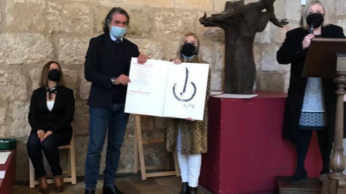 El camino del ser humano: logo de Camaró para la ruta del Grial en Alto Palancia
