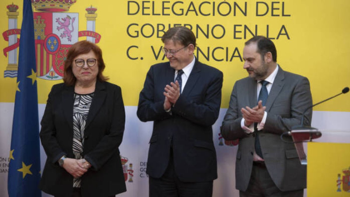 Calero empezó hace casi un año con los aplausos de Puig y Ábalos y ahora tiene que afrontar numerosos obstáculos