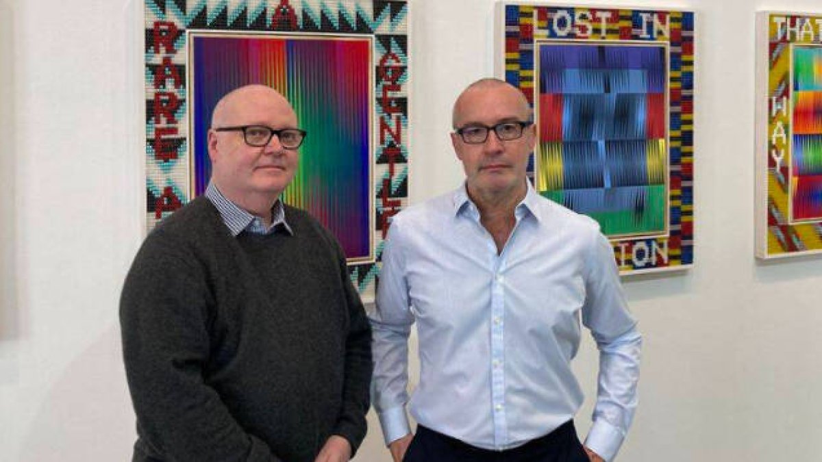 Michael Jenkins y Javier Romero en su galería de arte de Nueva York / FOTO: JAVIER ROMERO elpais.com