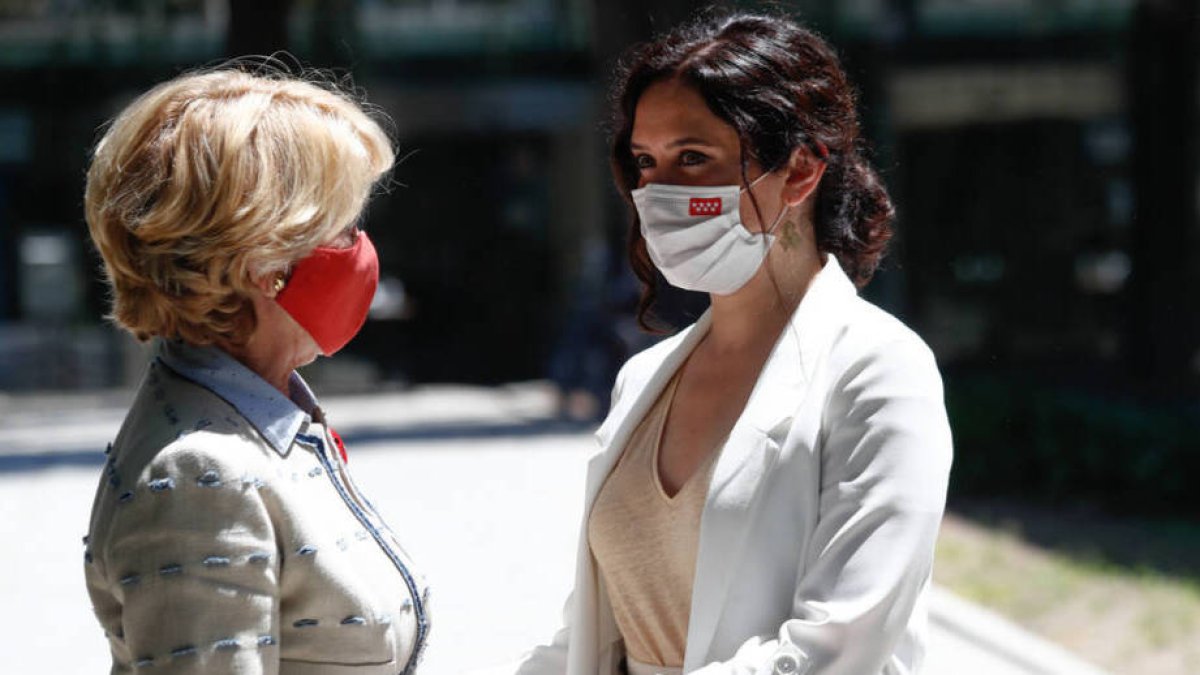 Isabel Diaz Ayuso junto a Esperanza Aguirre