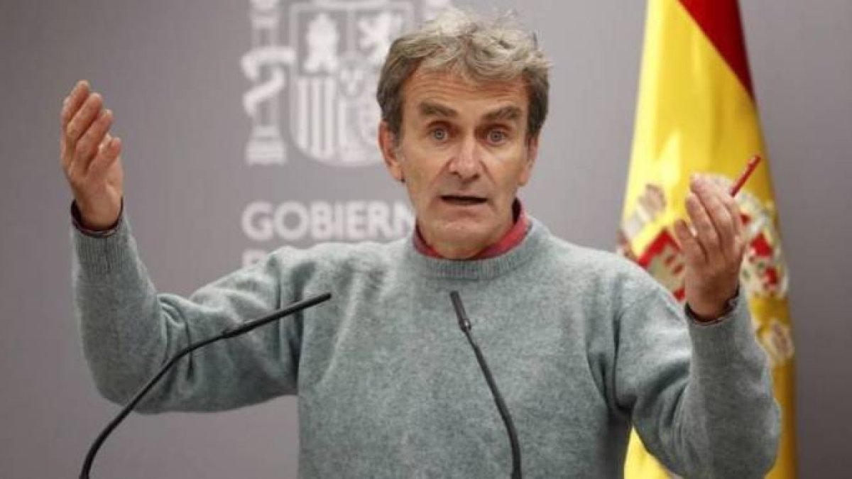 Fernando Simón lo ha vuelto a hacer. enfadar a un colectivo entero.