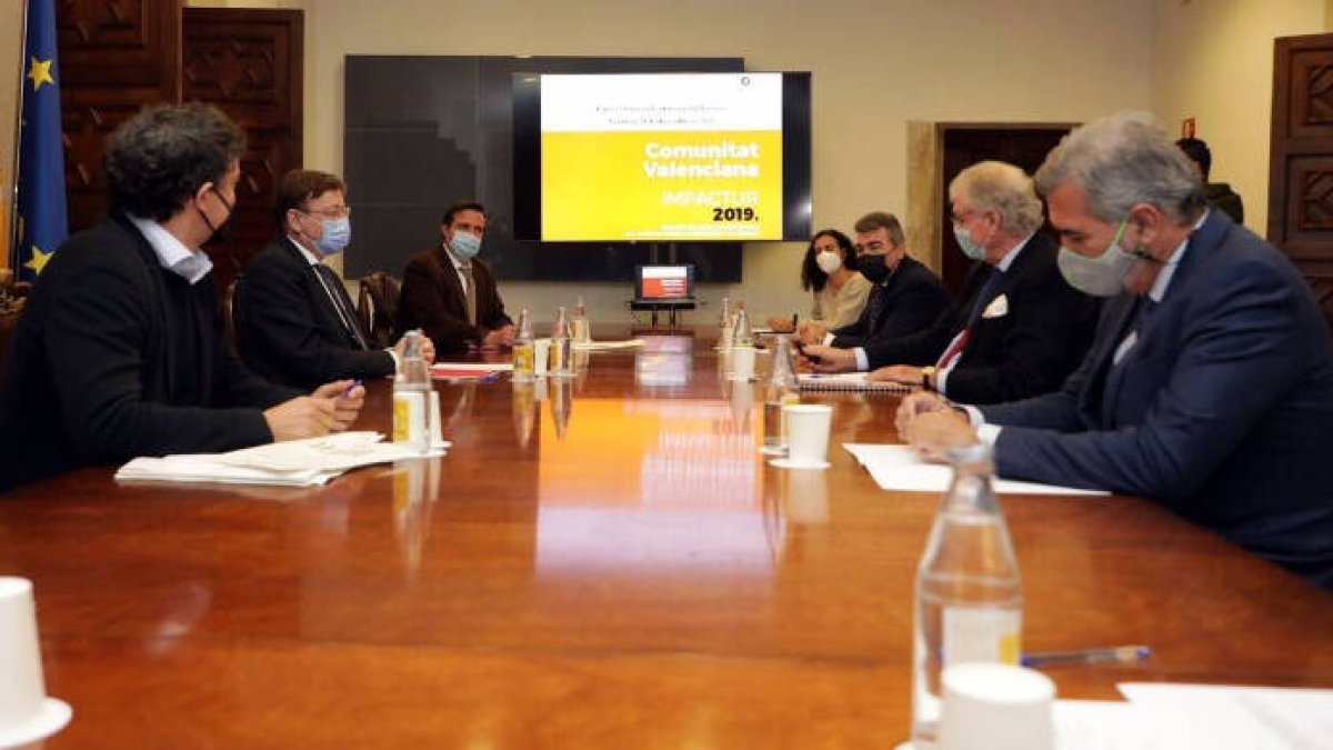 Presentación del estudio sobre el impacto del turismo en la economía valenciana