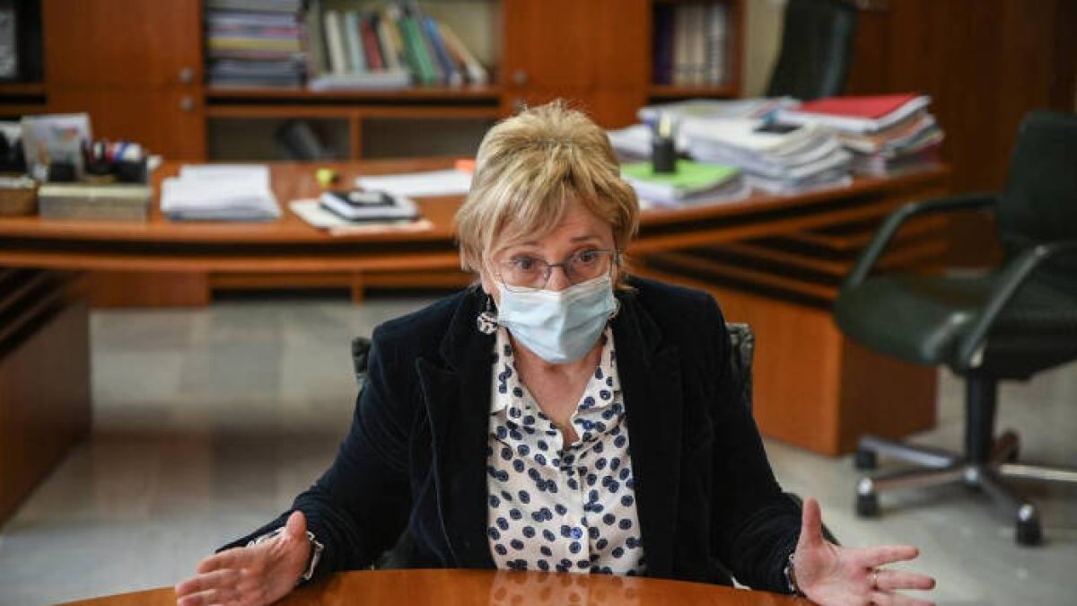 La consellera de Sanitat: si al pasaporte sanitario, no a la cartilla verde