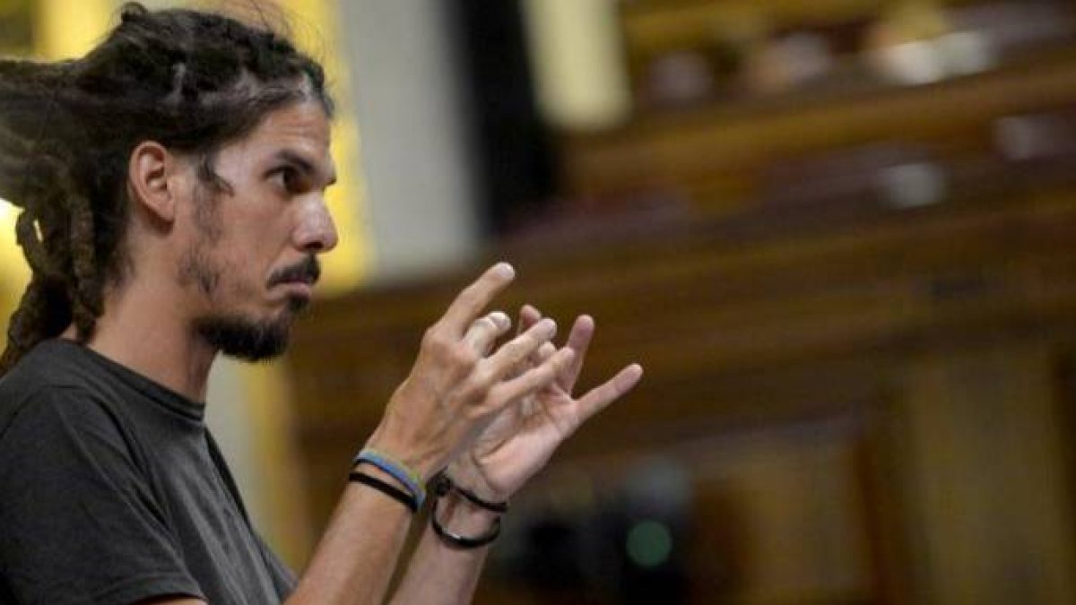 Alberto Rodríguez, número dos de Iglesias, acorralado por la Justicia.