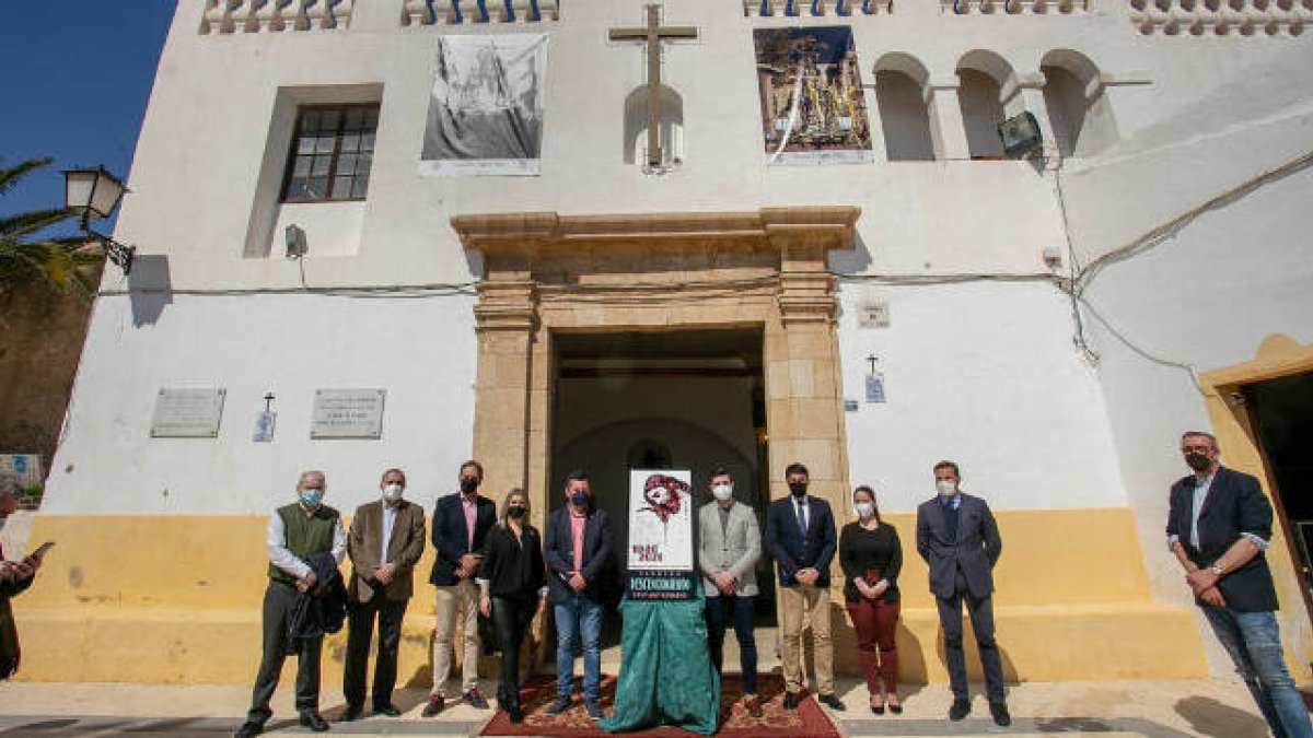 Presentación del cartel conmemorativo en la Ermita de Santa Cruz de Alicante / Foto; Ayuntamiento de Alicante/Ernesto Caparrós