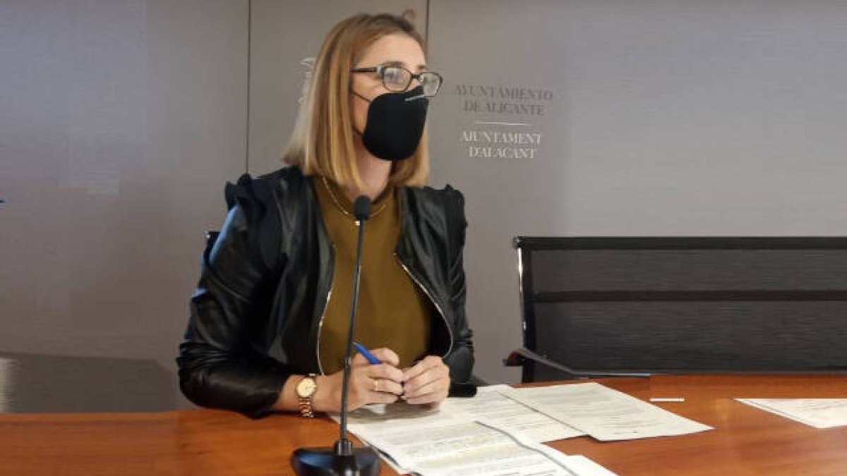 Mª Carmen de España, concejala de Desarrollo Económico de Alicante / FOTO: O. Avellán