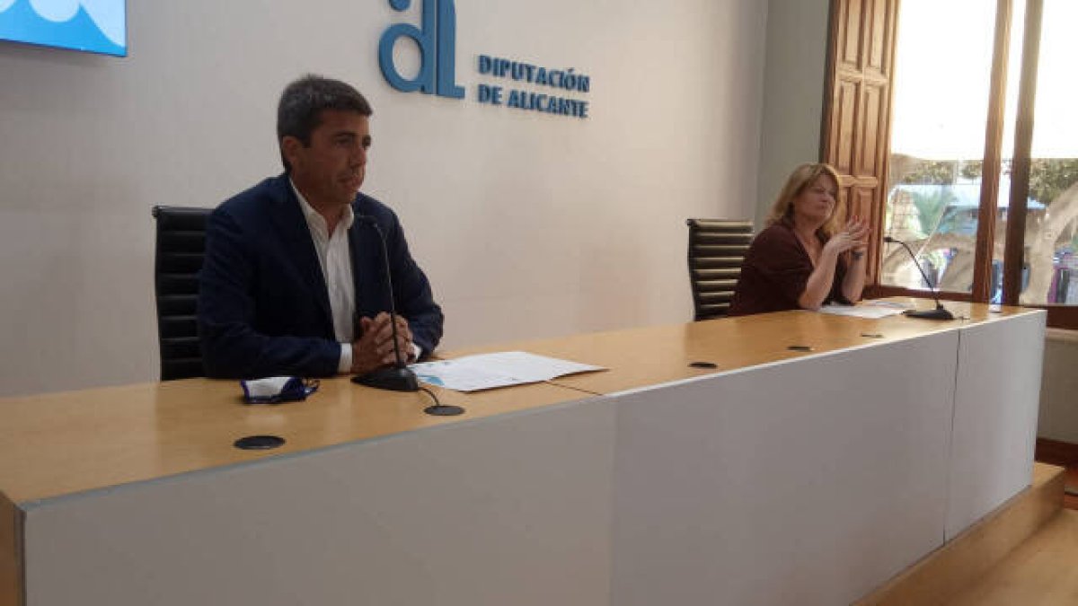 Carlos Mazón y Ana Serna durante la presentación del Plan +Agua