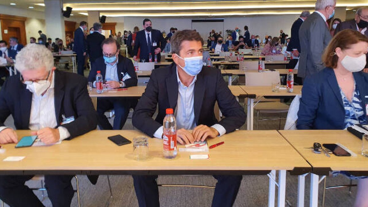 Carlos Mazón durante a la VIII Jornada de Turismo de Benidorm