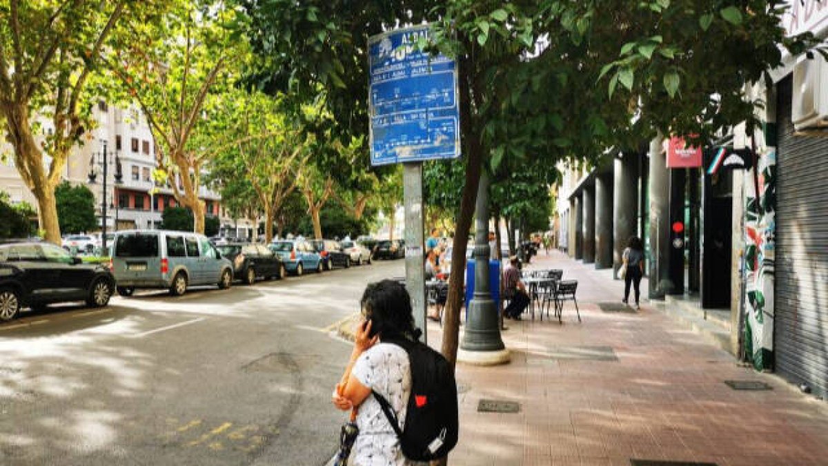 El servicio de transporte público se olvida de los vecinos de l’Horta