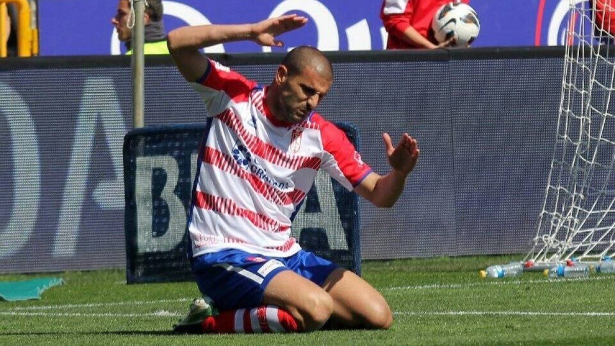 Carlos Aranda, cuando militaba en el Granada.